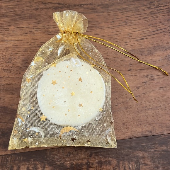 NWT handmade sun and moon candle - Picture 4 of 5